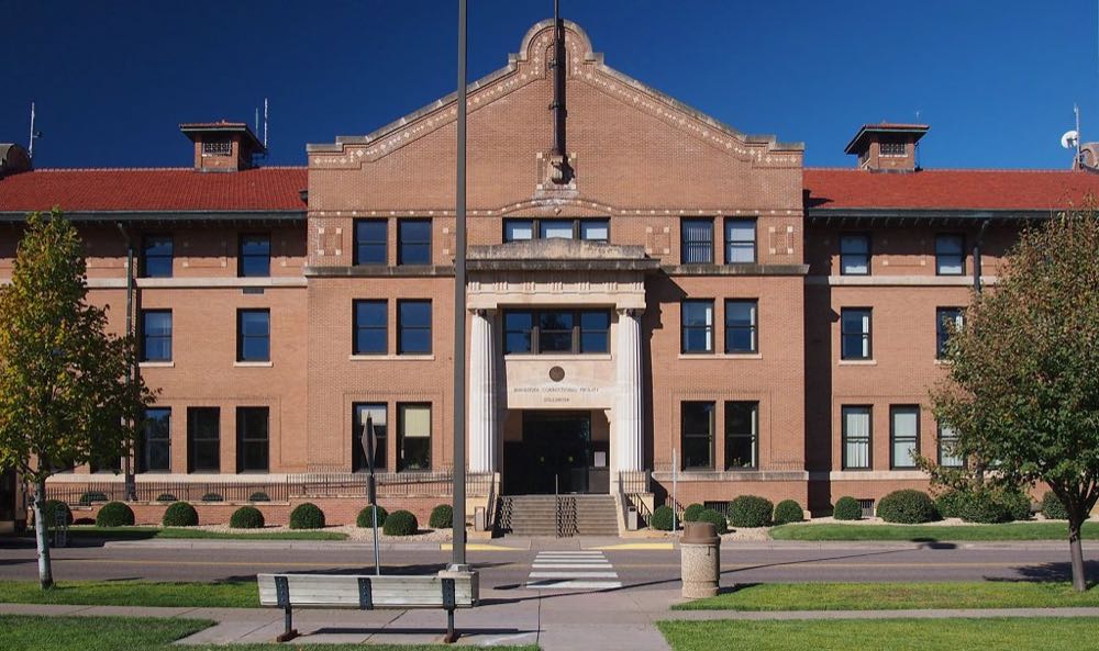 Photo of Minnesota Department of Corrections (MN DOC) in Minnesota (photo 1 of 3)